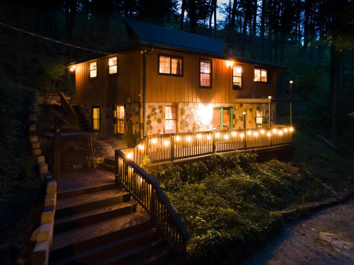 The Eagle'S Nest Mountain Cabin Гатлинбург Экстерьер фото